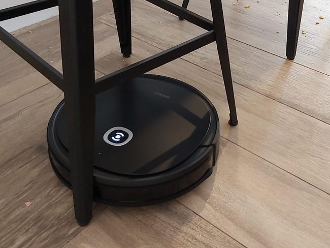 Even when faced with tight spaces and obstacles in its path, the latest model from ECOVACS manages to pick up every last crumb. Image: Mariela Summerhays.