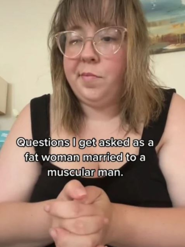 The TikTok user has shared the questions she gets asked about her mixed-weight relationship. Picture: TikTok / @aliciamccarvell