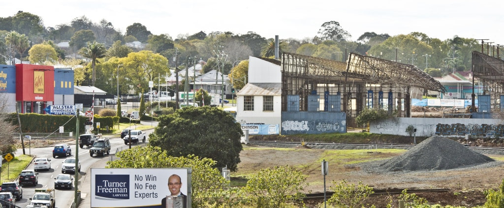 SAWTOOTH GONE: Demolition of Foundry sawtooth shed to make way for new Bunnings building. Picture: Nev Madsen