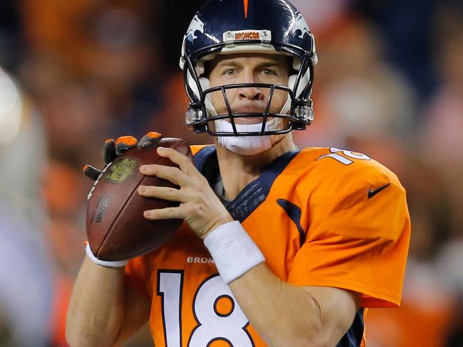 DENVER, CO - OCTOBER 23: Quarterback Peyton Manning #18 of the Denver Broncos drops back to pass against the San Diego Chargers during a game at Sports Authority Field at Mile High on October 23, 2014 in Denver, Colorado. (Photo by Doug Pensinger/Getty Images)