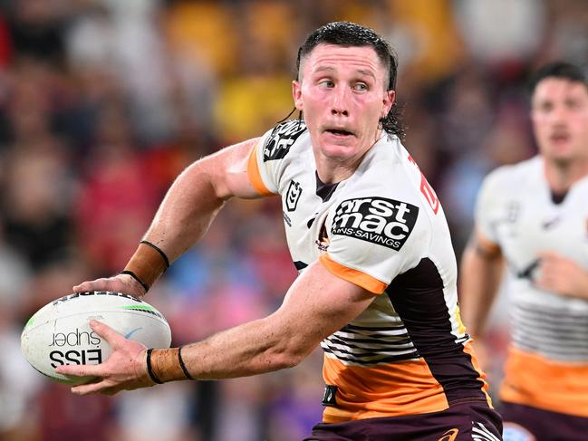 BRISBANE, AUSTRALIA - MAY 13: Tyson Gamble of the Broncos passes the ball during the round 10 NRL match between the Manly Sea Eagles and the Brisbane Broncos at Suncorp Stadium, on May 13, 2022, in Brisbane, Australia. (Photo by Bradley Kanaris/Getty Images)