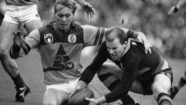 Andrew Jarman in action for the Crows in 1991.