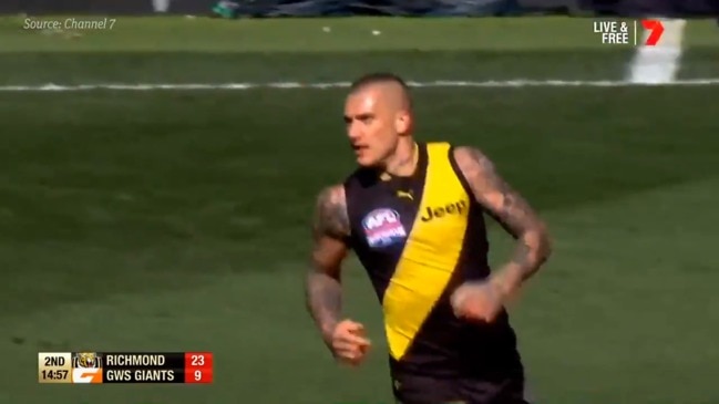 Dustin Martin's impressive play for goal (Channel 7)