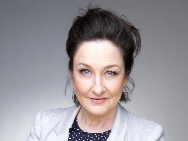 Fiona O'Loughlin will perform at the 2020 Adelaide Fringe Festival.