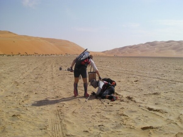 Craig Arnold's teammate collapses during 120km march through Saudi Arabia in 2010. The full trip accumulated to 650km.