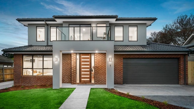 1/5 Belmont Rd West, Croydon South.