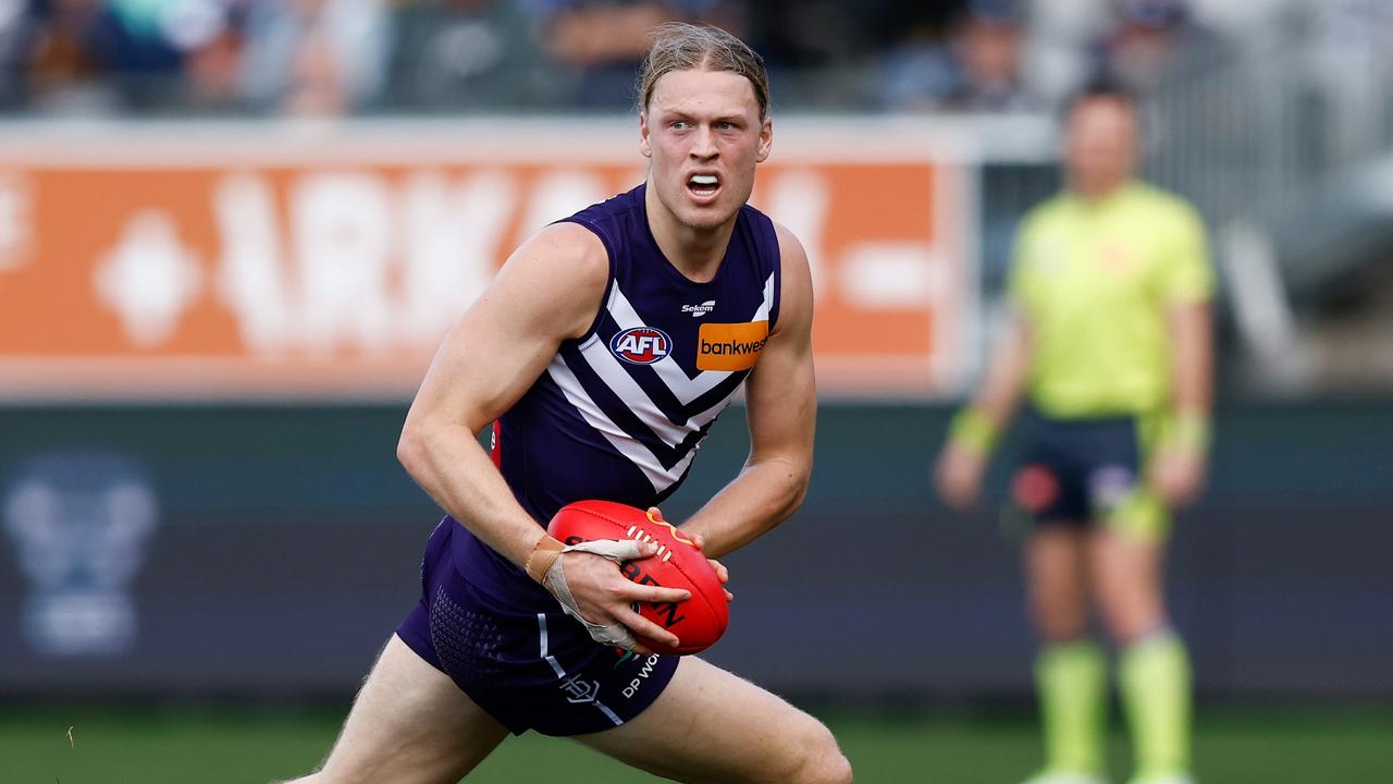 GEELONG, AUSTRALIA - JULY 29: Hayden Young of the Dockers in action during the 2023 AFL Round 20 match between the Geelong Cats and the Fremantle Dockers at GMHBA Stadium on July 29, 2023 in Geelong, Australia. (Photo by Michael Willson/AFL Photos via Getty Images)