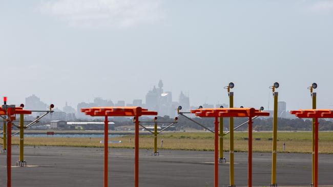 The volume of passengers using Sydney Airport is expected to rise to 65 million over the next 21 years, a study says.