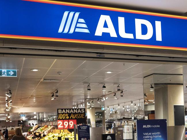 No queue and almost empty Aldi at Toombul Shopping Centre on the first day of the three-day lockdown. 1015 Sandgate Rd, Nundah, Brisbane, 9th of January 2021. (News Corp/Attila Csaszar)