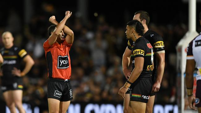 Taylan May was put on report and penalised for foul play, but not sin-binned, over his role in an 'accidental' head clash with Reece Walsh. Picture: NRL Imagery