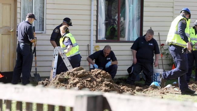 Police search a property at Karanja in 2012 as part of an investigation into missing person Eve Askew.