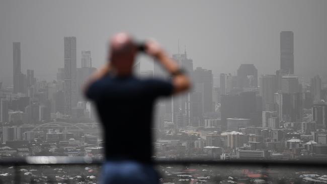 The smoke haze has returned to parts of Queensland (AAP Image/Dan Peled)