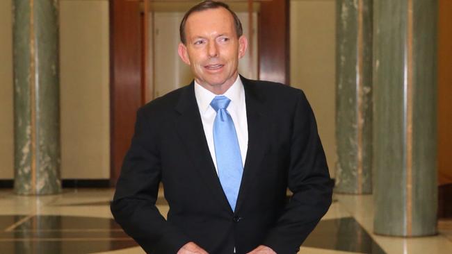 Prime Minister Tony Abbott had breakfast with Clive Palmer this morning, with the pair reaching a deal on dumping the carbon tax.