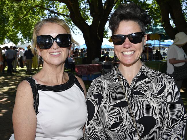 Apiam Bendigo Cup was held at Bendigo Racecourse, Bendigo, Victoria, on Wednesday, October 30th, 2024. Pictured enjoying the horse racing carnival are Di and Mick. Picture: Andrew Batsch