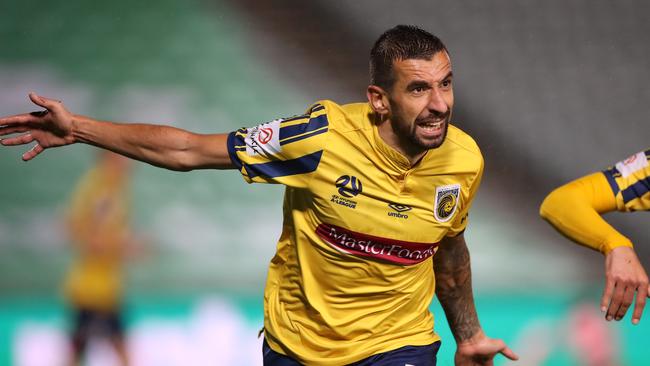 Milan Duric celebrates scoring for the Mariners against Western Sydney Wanderers at Central Coast Stadium. Picture: Getty Images