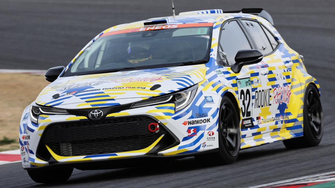 Toyota Corolla racer uses a hydrogen powered internal combustion engine.