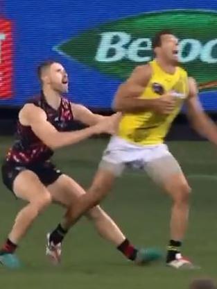 The incident has drawn comparisons to this effort from Alex Rance.