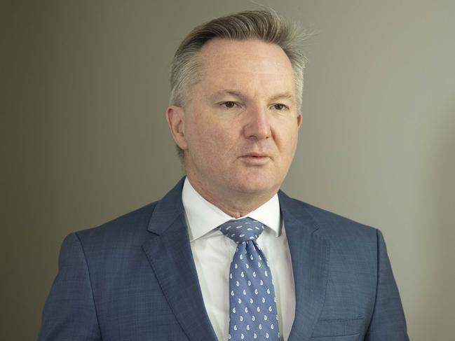 CANBERRA, AUSTRALIA - NewsWire Photos NOVEMBER 09, 2022: Chris Bowen Minister for Industry, Energy and Emissions Reduction of Australia during a press conference at Parliament House in Canberra. Picture: NCA NewsWire / Gary Ramage