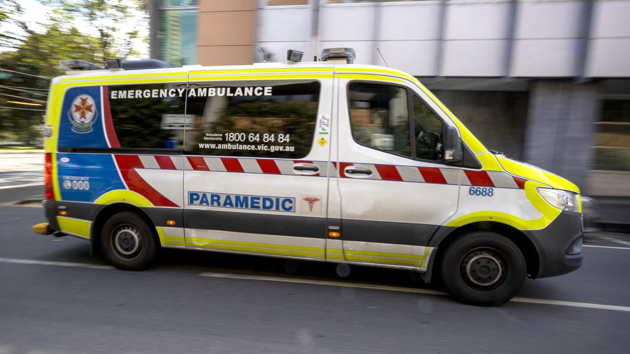 Woman hospitalised after early morning East Geelong crash | Geelong ...