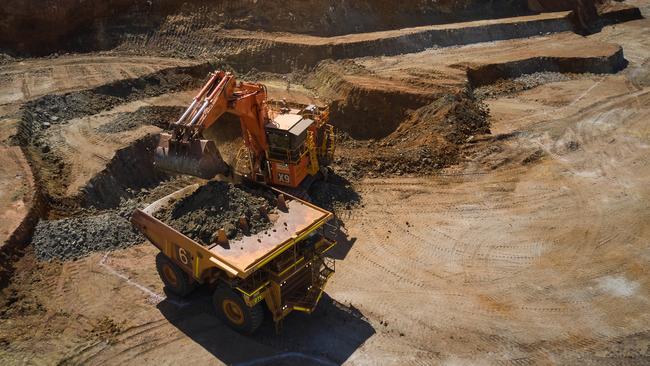 Mining operations at Glencore's Murrin Murrin nickel and cobalt mine in WA.