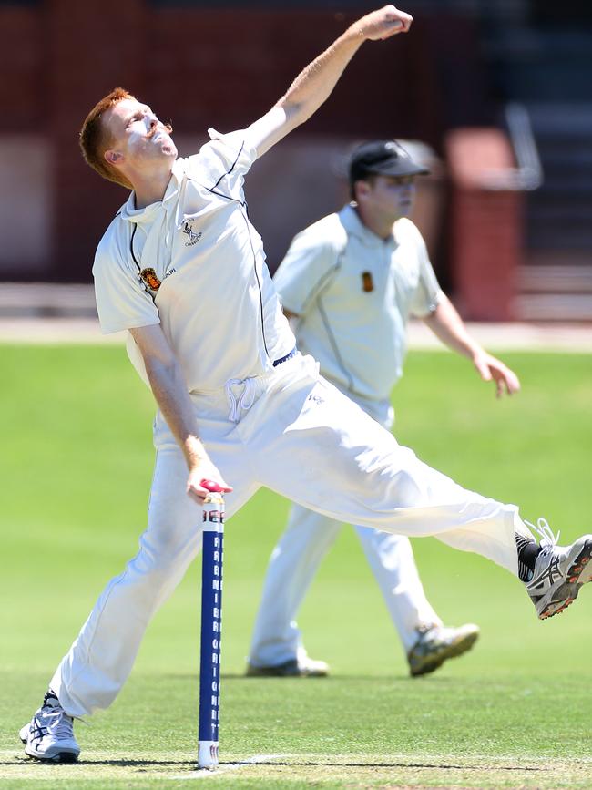 Port’s Nick Benton worked hard to rescue the Magpies with the ball in their clash against Tea Tree Gully at the weekend Picture: Stephen Laffer