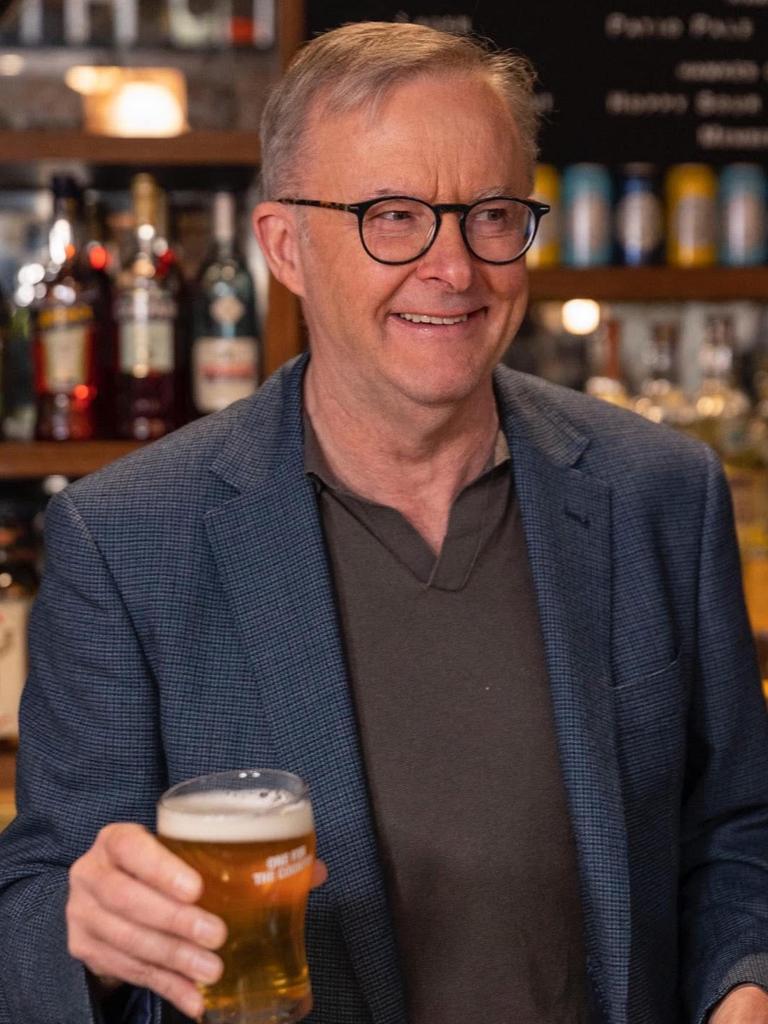 The prime minister has thrown a lifeline to publicans suffering under the weight of increasing costs to sell beer.