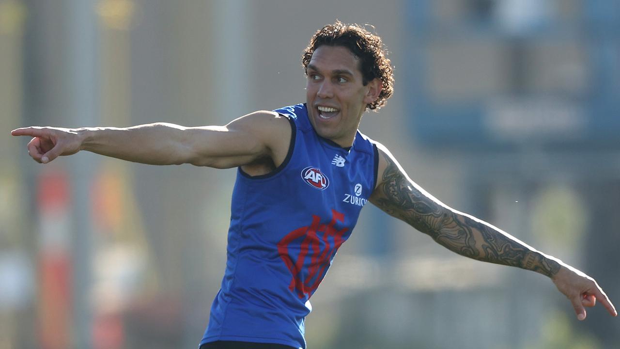 Harley Bennell is set to make his return to footy on Saturday when he debuts for Melbourne.