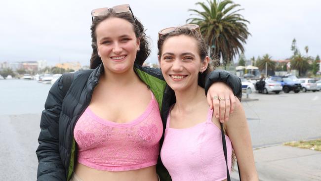 Amber and Robyn were all smiles. Picture: NCA Newswire/Brendan Beckett