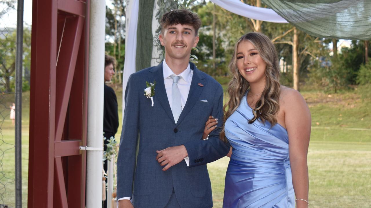 Zaraya Grosskopf and Sean Lorensen at the Gympie State High School Formal 2022.