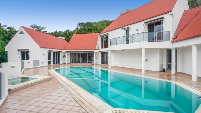 A sprawling mansion in Redlynch changed hands to Joel and Sophie Matar for $2m in May 2021. Picture: Supplied