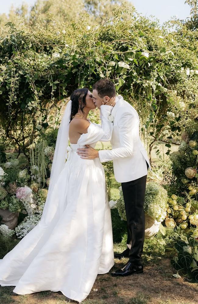 Jeremy Cameron and Indiana Putra shared a photo of their wedding day on Instagram.