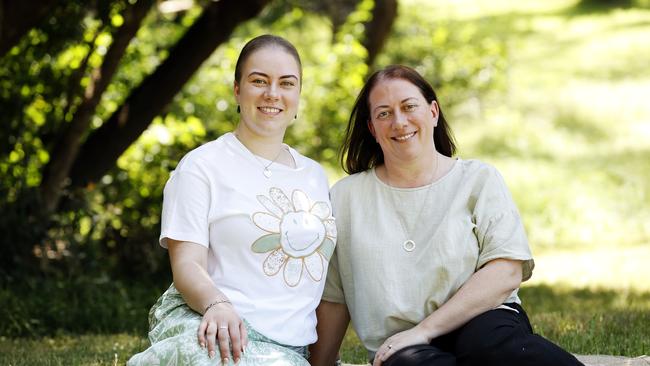 Kirsten Jovanovski with her mum Samantha. Kirsten . Picture: Tim Hunter.