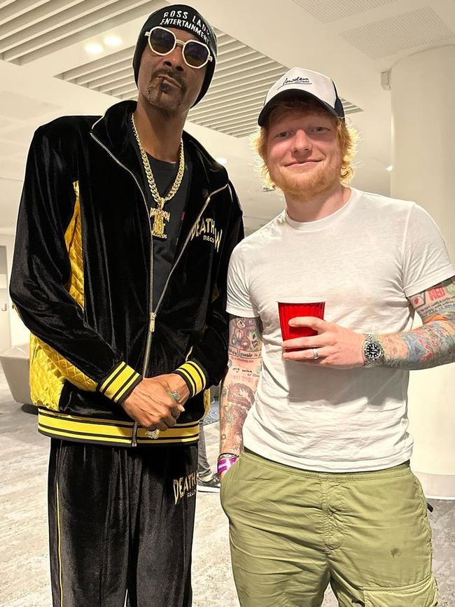 Ed Sheeran backstage with Snoop Dogg at his Melbourne Park concert.