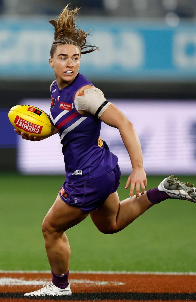 Orlagh Lally in full flight for the Dockers. Picture: Michael Willson/AFL Photos via Getty Images.