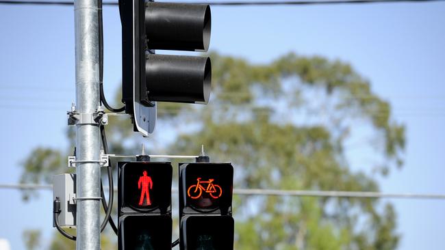 Residents can have their say on plans to introduce two new sets of traffic lights on a busy road near a school and a tip..