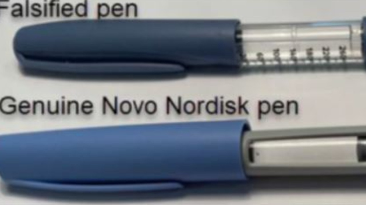 A fake Ozempic pen above a real Ozempic pen. Picture: TGA