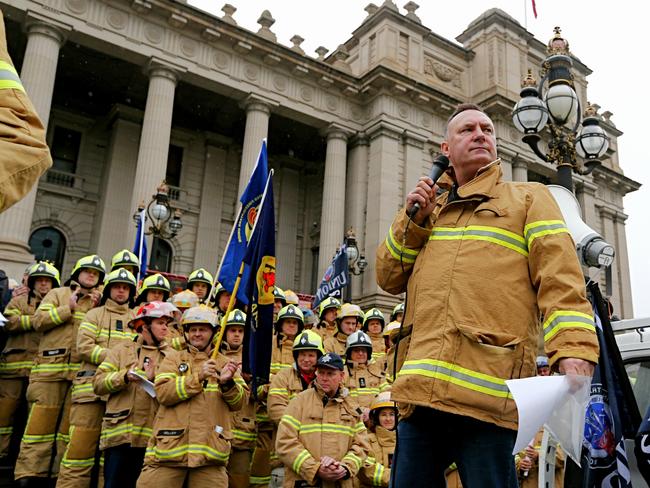 Melbourne.United Firefighters Union secretary Peter Marshall addresses firefighters outside Parliament House. Picture: Tim Carrafa<br/>