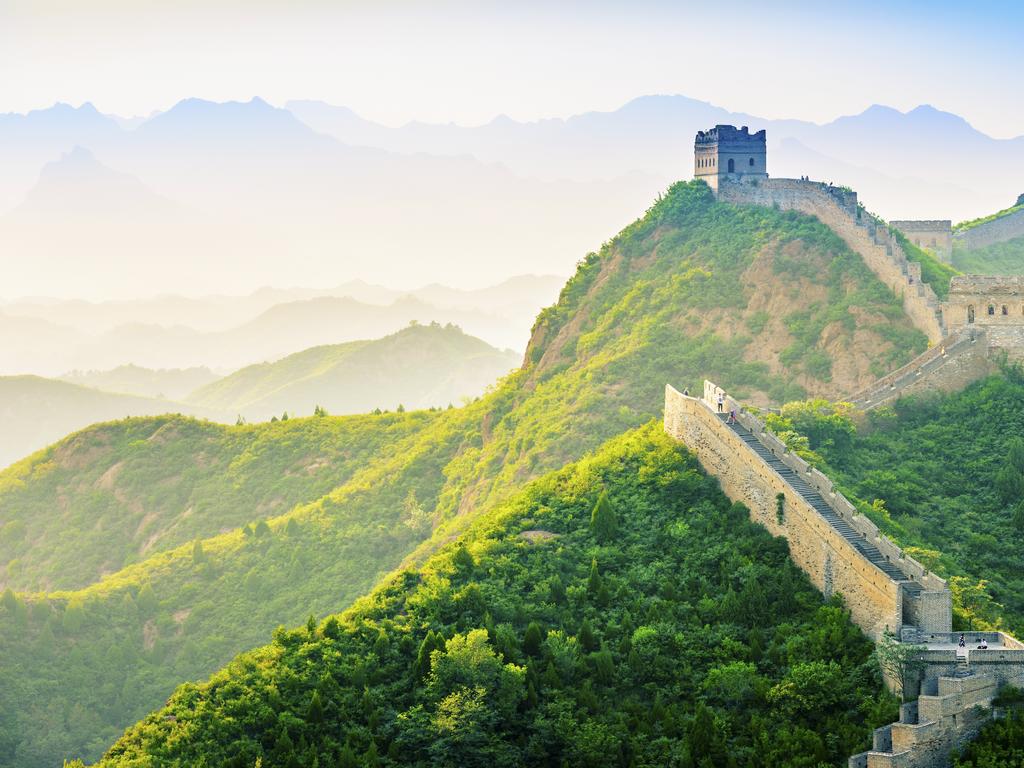 Great Wall of China facts: How long is it? Can you see it from space ...