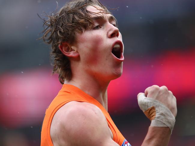 Midfielder on move as Giants load up on picks