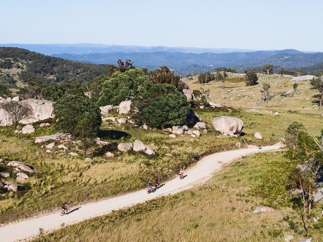 Cyclists riding in the beautiful country at Tenterfield (Photo: Angry Bull Trail)