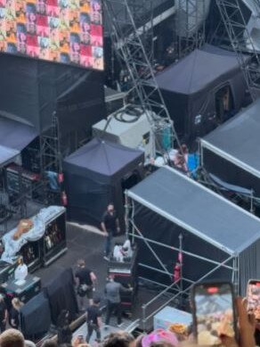 A Melbourne fan filmed video of a cleaning cart being wheeled past the audience at Taylor Swift’s MCG concert.