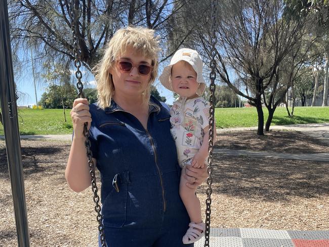 Mum Maddie Colquhoun with 18-month-old daughter Edith. Photo: Himangi Singh.