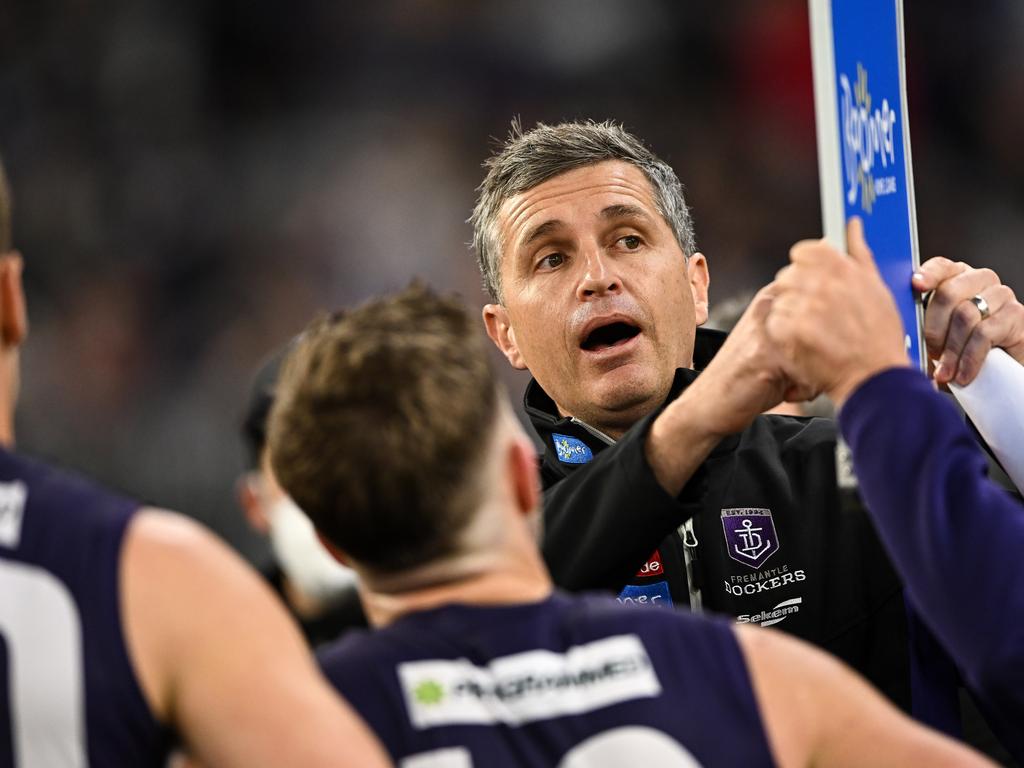 Longmuir addressing his Dockers during the loss to Melbourne last Friday. Picture: Daniel Carson/AFL Photos via Getty Images