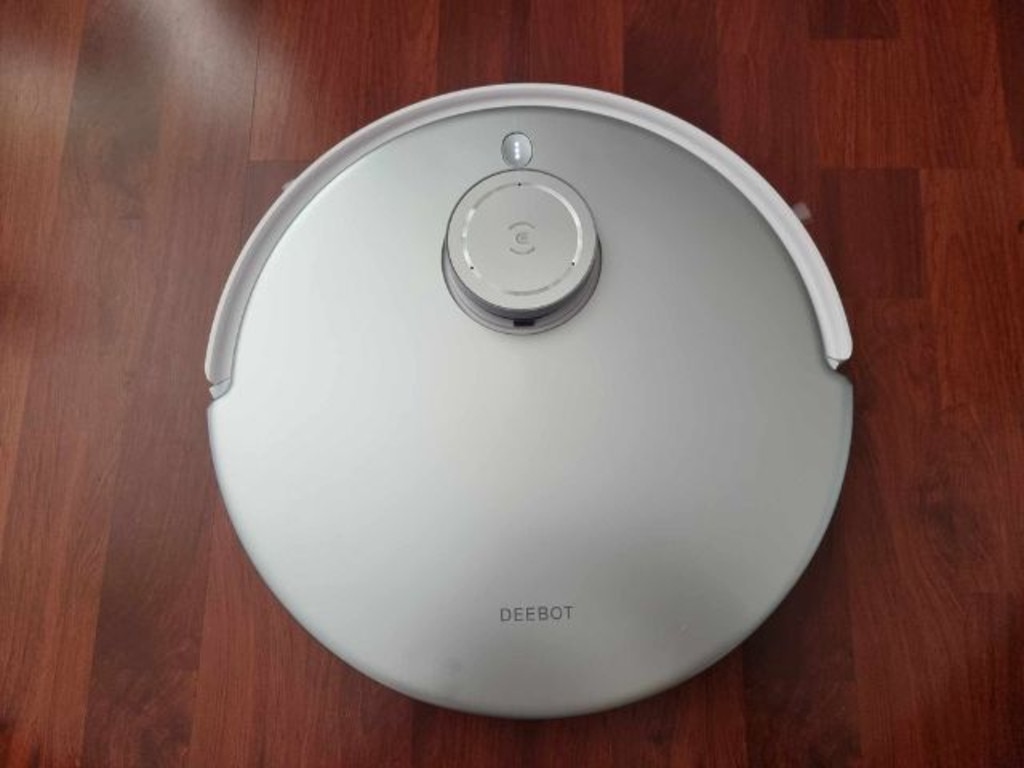 ECOVACS DEEBOT T20 OMNI Review - 14 Data-Driven Tests - Modern Castle