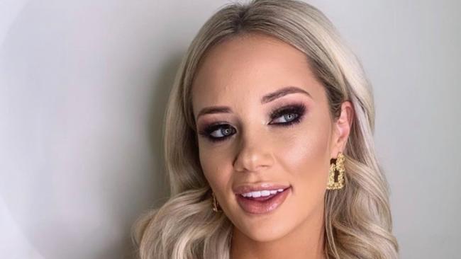 Jessika Power wonders “maybe I need to be single and be on the GC”.