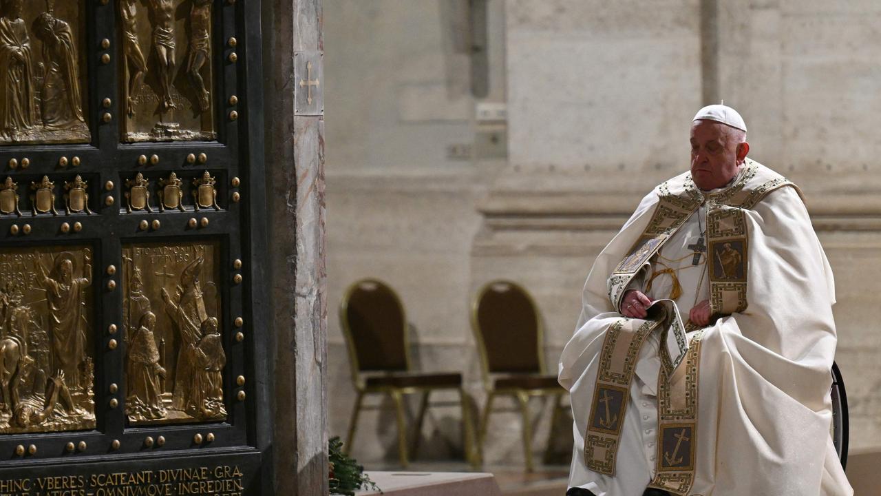 Pope Francis opens ‘Holy Door’ to launch holy Jubilee year