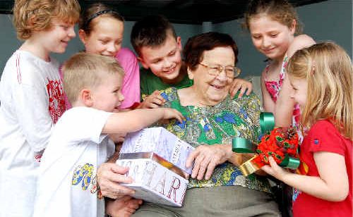 Families prepare for Christmas The Courier Mail