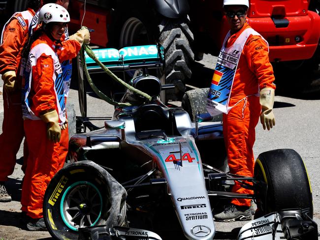 Lewis Hamilton Reportedly Threatened To Quit Mercedes During The F1 ...