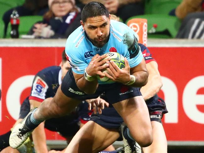 Waratahs winger Curtis Rona dives over to score. Picture: Getty Images