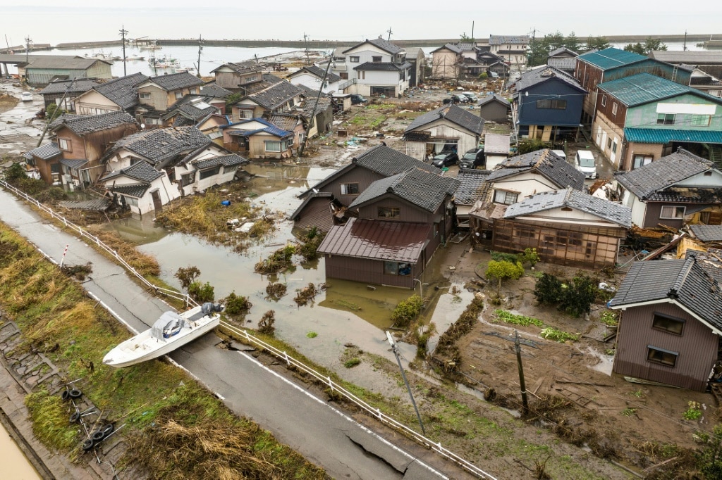 Japan Quake Toll Rises To 73 As Weather Hampers Rescuers Au